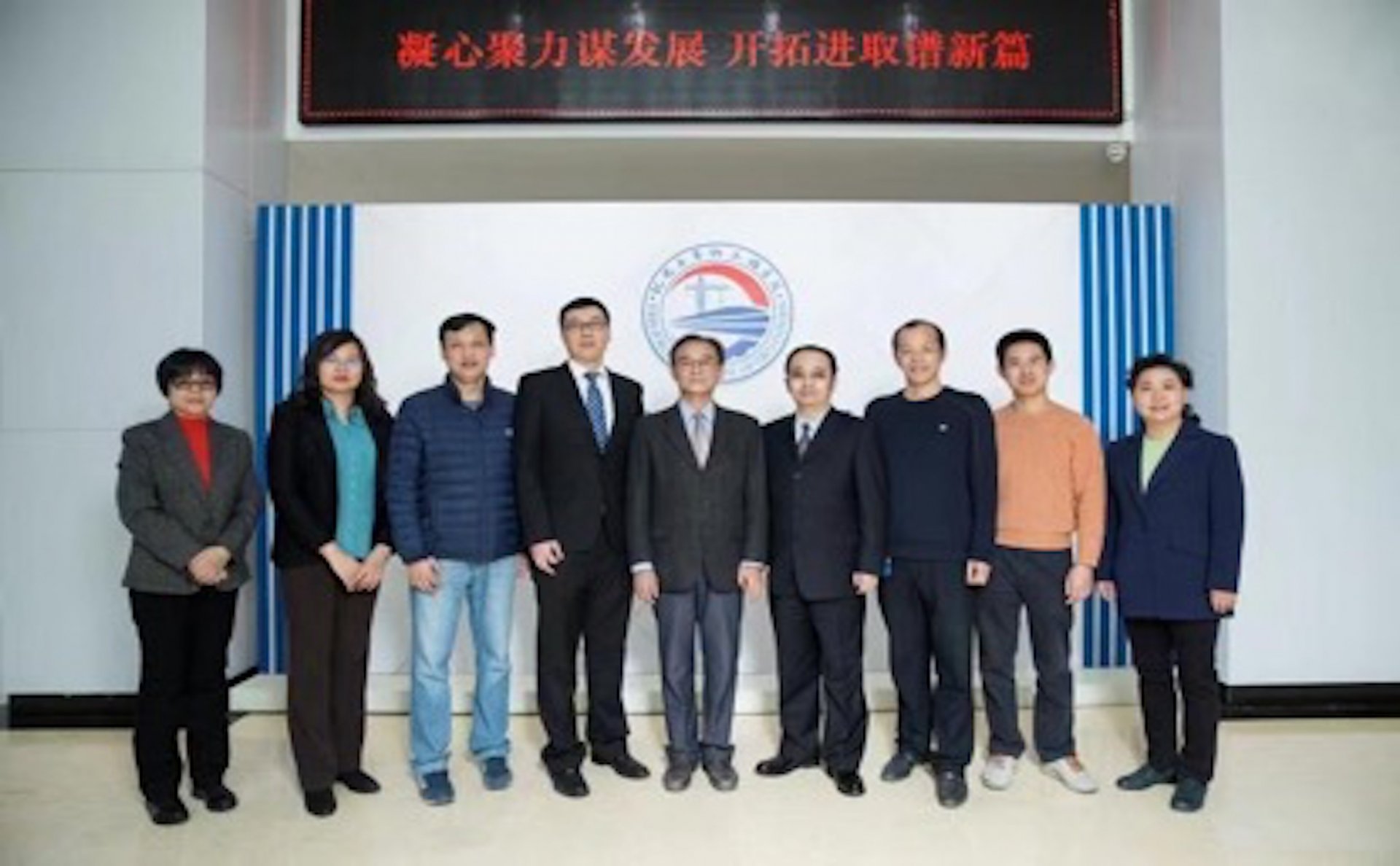 便于结合栏目动态与后续阅读